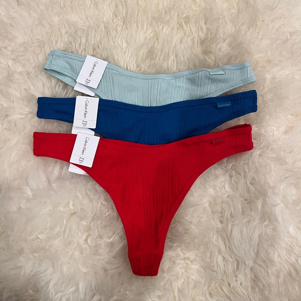 Calvin Klein Ribbed Thong Underwear BRAND NEW